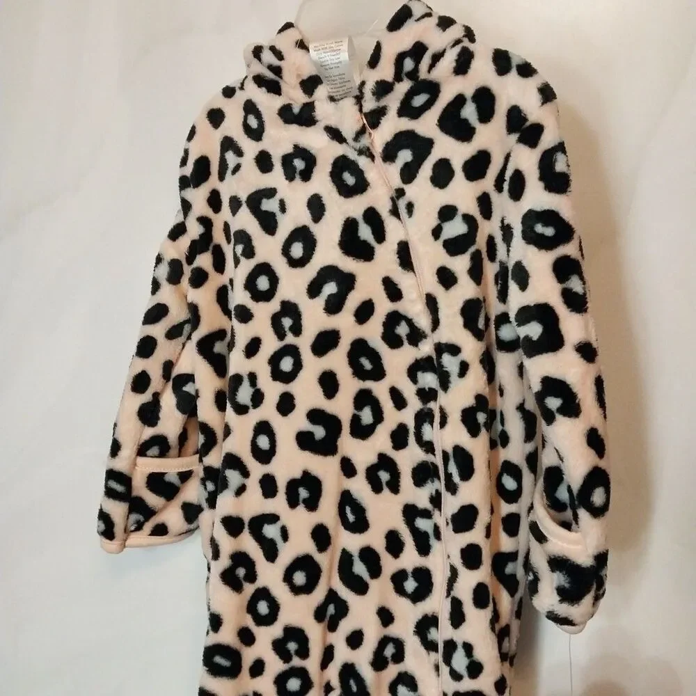 Little Beginnings Baby Girl 6-9M Pink Leopard Footed Fleece Sleeper Mitt Cuff